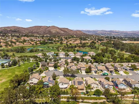 View/Area - 372 Spring Breeze Ct, Simi Valley, CA 93065 photo 10 of 16