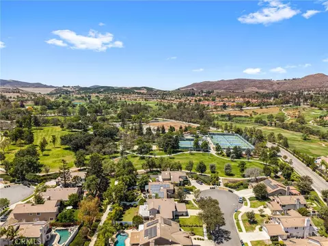 View/Area - 372 Spring Breeze Ct, Simi Valley, CA 93065 photo 12 of 16