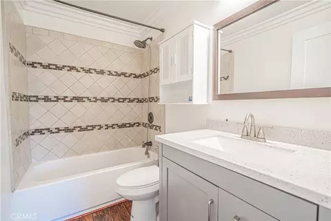 Bath - 4578 Merrill, Riverside, CA 92506 photo 2 of 2