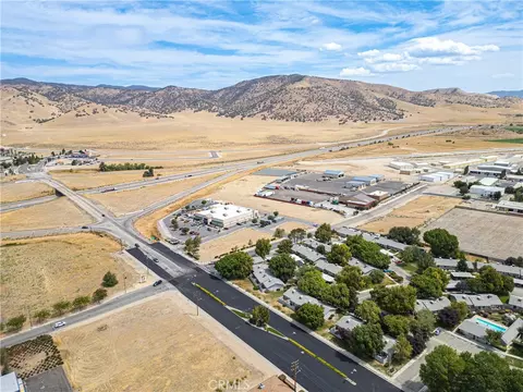 408 N Mill St, Tehachapi, CA 93561 photo 18