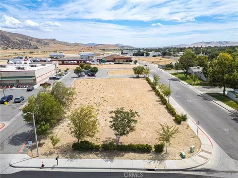 408 N Mill St, Tehachapi, CA 93561 photo 24