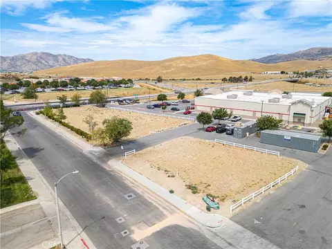 408 N Mill St, Tehachapi, CA 93561 photo 22