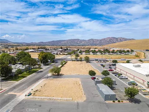 408 N Mill St, Tehachapi, CA 93561 photo 5