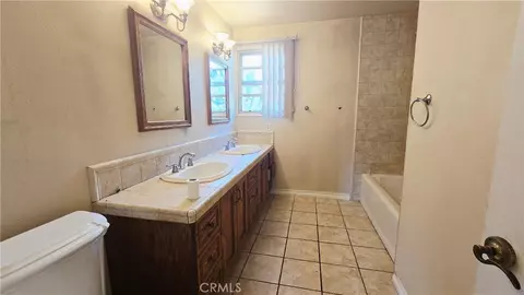 2800 Hill, Oxnard, CA 93035 photo 4