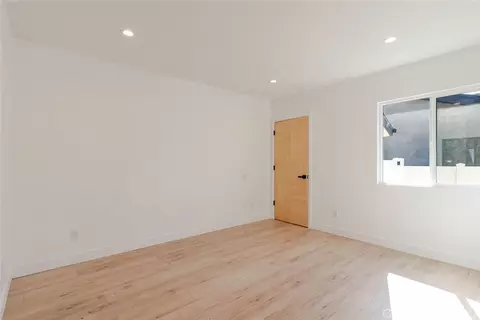 Bedroom - 6837 Yolanda Ave, Reseda, CA 91335 photo 12 of 21