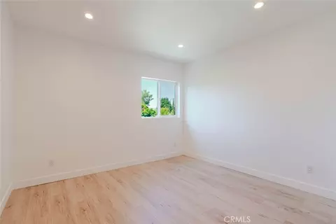 Bedroom - 6837 Yolanda Ave, Reseda, CA 91335 photo 6 of 21