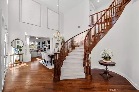 Entry Way - 4127 W Hemlock, Oxnard, CA 93035 photo 2 of 6