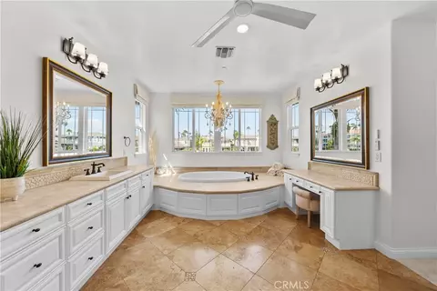 Bath - 4127 W Hemlock, Oxnard, CA 93035 photo 2 of 5