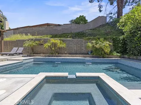 Exterior - 27214 Corry, Saugus, CA 91350 photo 8 of 18