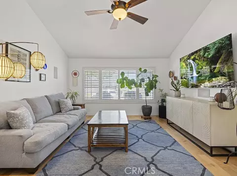 Living - 27214 Corry, Saugus, CA 91350 photo 2 of 3