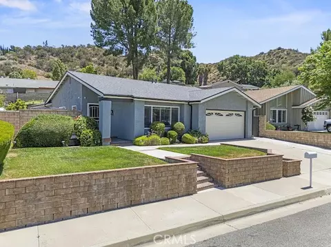 Exterior - 27214 Corry, Saugus, CA 91350 photo 3 of 18