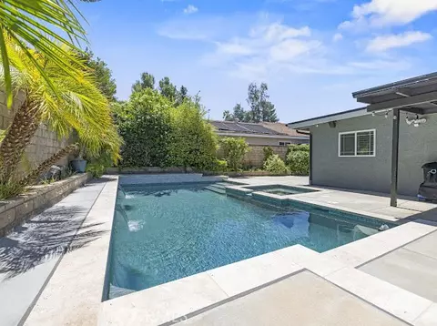 Exterior - 27214 Corry, Saugus, CA 91350 photo 6 of 18
