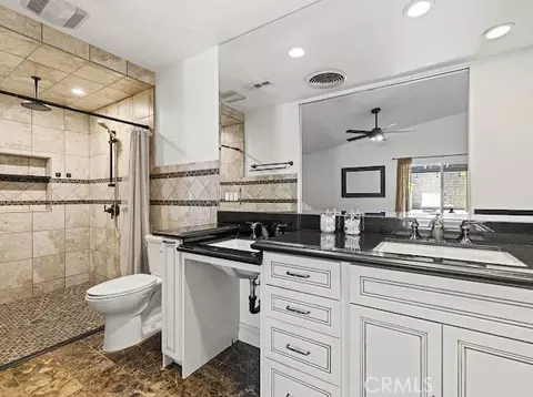 Bath - 27214 Corry, Saugus, CA 91350 photo 4 of 5
