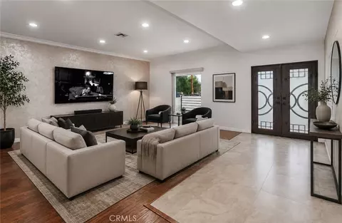 Living - 6917 Tyrone Ave, Van Nuys, CA 91405 photo 2 of 5