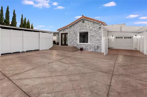Exterior - 6917 Tyrone Ave, Van Nuys, CA 91405 photo 1 of 6