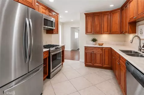 Kitchen - 6917 Tyrone Ave, Van Nuys, CA 91405 photo 4 of 4
