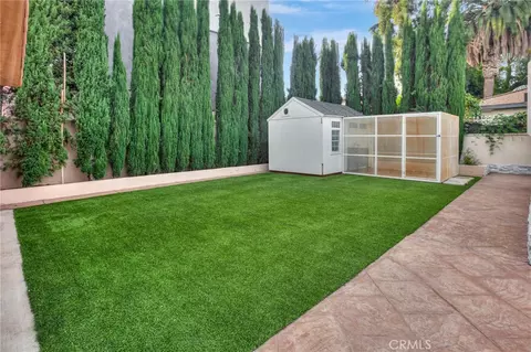 Exterior - 6917 Tyrone Ave, Van Nuys, CA 91405 photo 3 of 6