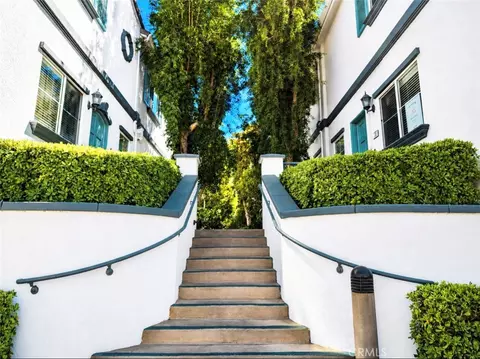 9301 Shirley Ave #16, Northridge, CA 91324