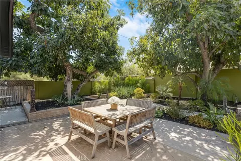 Exterior - 1812 W Riverside, Burbank, CA 91506 photo 5 of 17