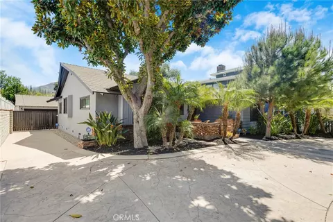 Exterior - 1812 W Riverside, Burbank, CA 91506 photo 13 of 17