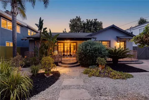 Exterior - 1812 W Riverside, Burbank, CA 91506 photo 14 of 17