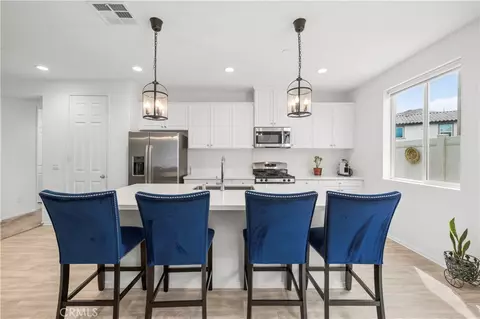 Kitchen - 11783 Everly Dr, Corona, CA 92883 photo 4 of 4