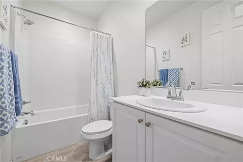 Bath - 11783 Everly Dr, Corona, CA 92883 photo 1 of 1