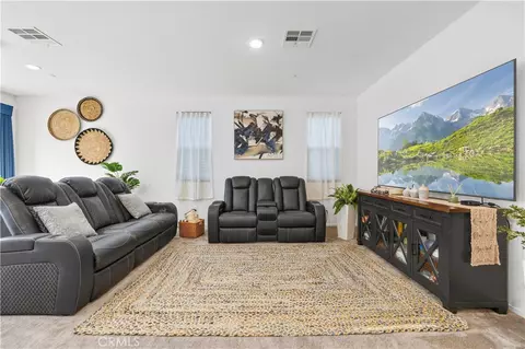 Entry Way - 11783 Everly Dr, Corona, CA 92883 photo 7 of 8