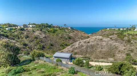 6771 Wandermere Rd, Malibu, CA 90265 photo 4
