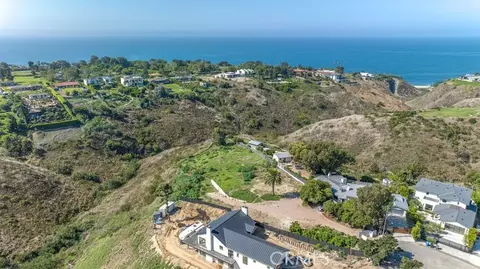 6771 Wandermere Rd, Malibu, CA 90265 photo 5