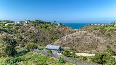 6771 Wandermere Rd, Malibu, CA 90265 photo 4
