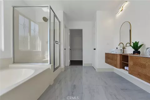 Bath - 5137 Mendip, Oceanside, CA 92057 photo 3 of 5