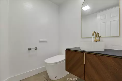Bath - 5137 Mendip, Oceanside, CA 92057 photo 1 of 5