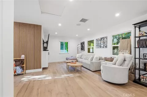 Other - 13135 Chandler Blvd, Sherman Oaks, CA 91401 photo 7 of 7