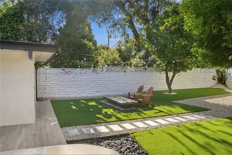 Exterior - 13135 Chandler Blvd, Sherman Oaks, CA 91401 photo 15 of 24