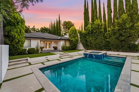 Other - 13135 Chandler Blvd, Sherman Oaks, CA 91401 photo 1 of 7