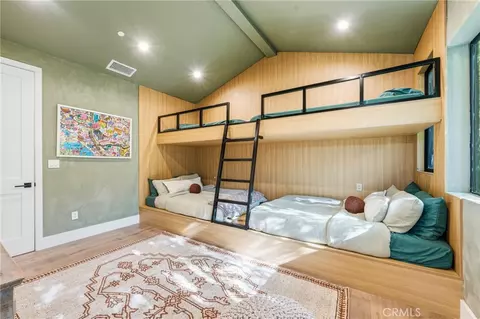 Bedroom - 13135 Chandler Blvd, Sherman Oaks, CA 91401 photo 10 of 13