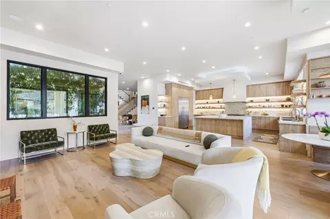 Other - 13135 Chandler Blvd, Sherman Oaks, CA 91401 photo 5 of 7