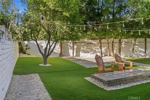 Exterior - 13135 Chandler Blvd, Sherman Oaks, CA 91401 photo 23 of 24