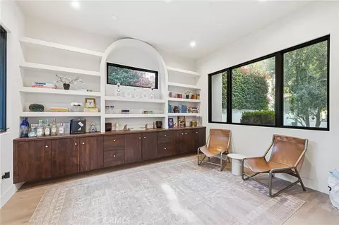 Other - 13135 Chandler Blvd, Sherman Oaks, CA 91401 photo 2 of 7