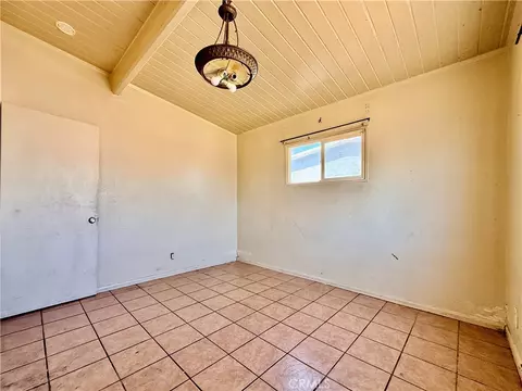 Bedroom - 734 Woodgate, Lancaster, CA 93534 photo 2 of 4