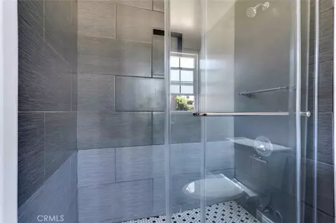 Bath - 18027 Hatton St, Reseda, CA 91335 photo 2 of 3