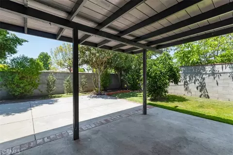 Exterior - 18027 Hatton St, Reseda, CA 91335 photo 4 of 10