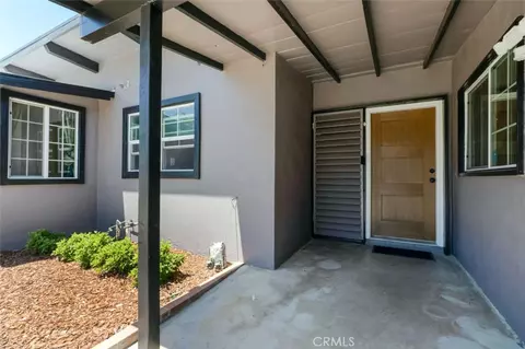 Exterior - 18027 Hatton St, Reseda, CA 91335 photo 2 of 10