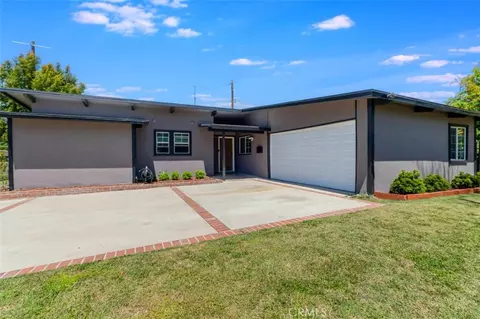 Exterior - 18027 Hatton St, Reseda, CA 91335 photo 1 of 10