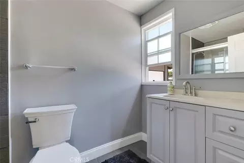Bath - 18027 Hatton St, Reseda, CA 91335 photo 1 of 3