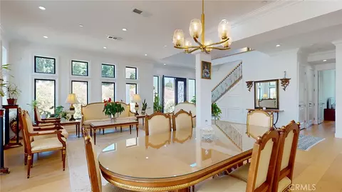 Dining - 276 Capri, Simi Valley, CA 93065 photo 1 of 2