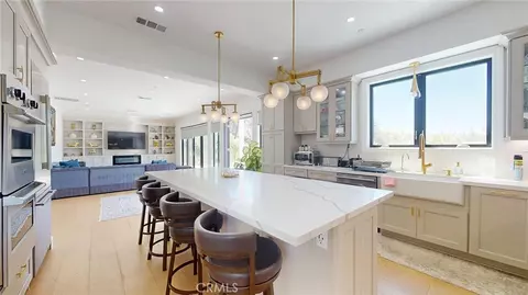 Kitchen - 276 Capri, Simi Valley, CA 93065 photo 5 of 9