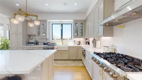 Kitchen - 276 Capri, Simi Valley, CA 93065 photo 6 of 9