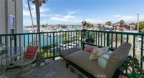 Exterior - 2901 Peninsula Rd #241, Oxnard, CA 93035 photo 1 of 5